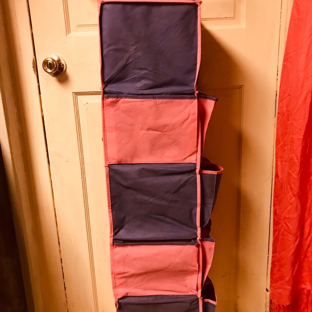 Organizer - Picture 3 of 3
